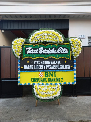 Papan Bunga Duka di Kiarapedes